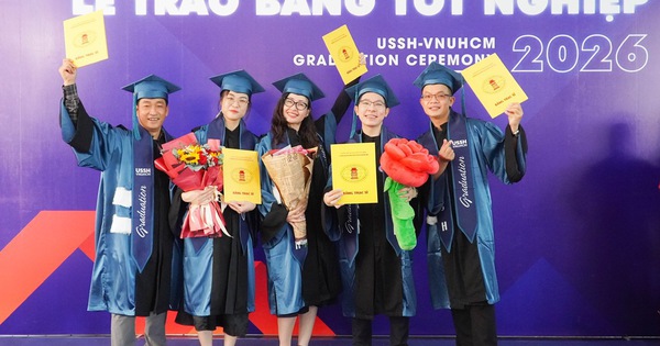 Học vị là bước chuyển cho hành trình học tập suốt đời