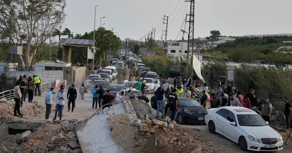 Ván cờ phụ trong trận cờ chính