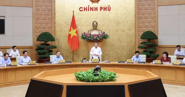 Chính phủ yêu cầu hạn chế tối đa xây dựng trụ sở, trung tâm hành chính mới tại các tỉnh, thành