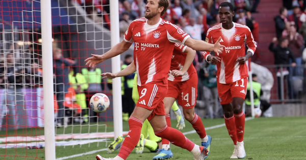 Bayern Munich ngược dòng hạ Stuttgart, Harry Kane có danh hiệu vô địch Bundesliga thứ nhì