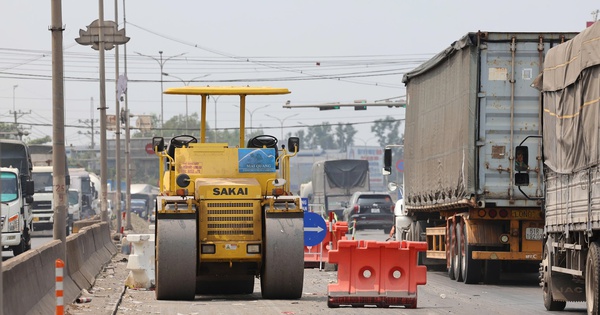 Kẹt xe kinh hoàng trên Quốc lộ 51 đoạn qua Đồng Nai, nhiều tài xế hết kiên nhẫn