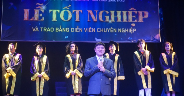 6 diễn viên trẻ hóa thân mạnh mẽ vào câu chuyện "Song diện" của đạo diễn Quốc Thảo