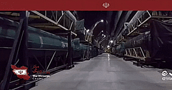 VIDEO: Iran công bố căn cứ ngầm, chứa đầy tên lửa, bệ phóng