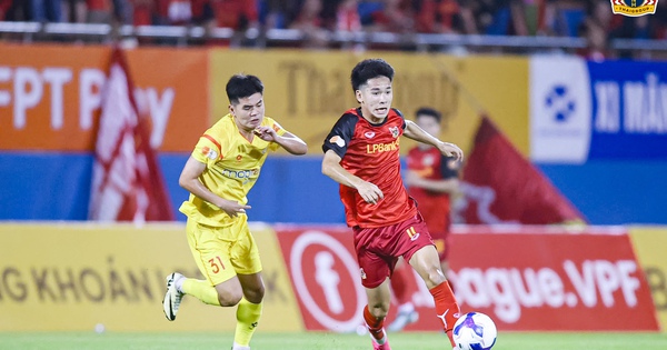 Lê Văn Thuận - tiền vệ cánh tài năng