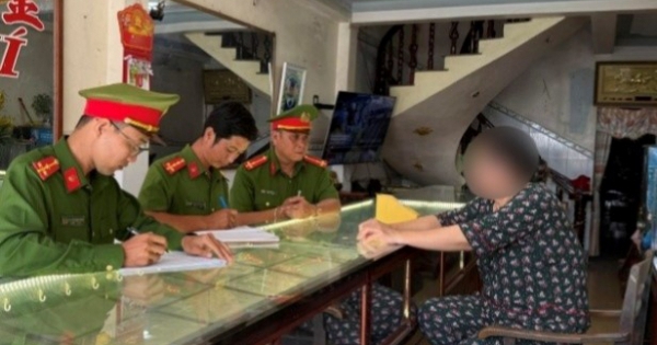 Chủ doanh nghiệp thoát bẫy lừa đảo nhờ sự tinh ý của thượng úy công an