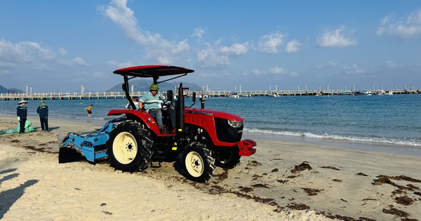 Côn Đảo lần đầu có máy sàng cát vệ sinh bãi biển