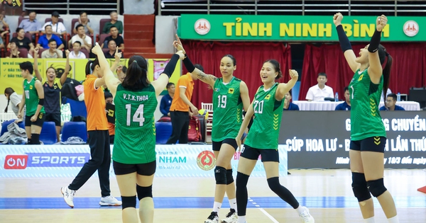 Hấp dẫn bóng chuyền nữ quốc gia