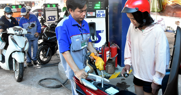 Bộ Công Thương theo sát diễn biến giá xăng dầu để điều hành phù hợp