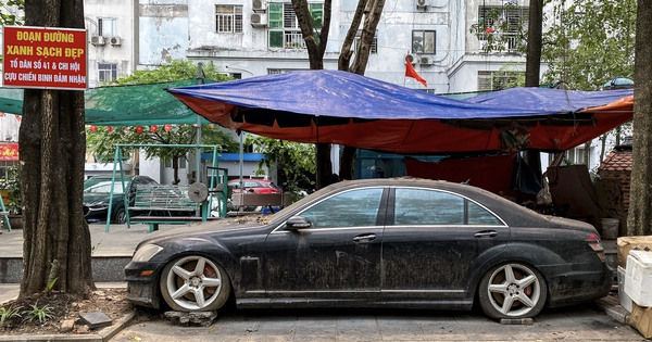Bất ngờ nguồn gốc chiếc hạng sang Mercedes S63 bị "bỏ rơi" 10 năm trên vỉa hè