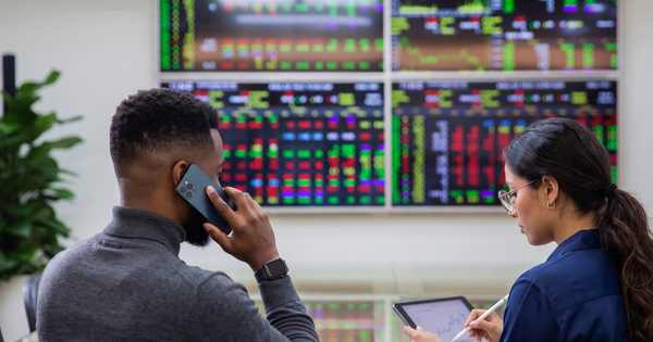 Chứng khoán 20-4: Lý do cổ phiếu Vinhomes bật tăng kịch trần