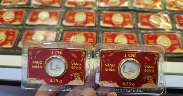Giá vàng hôm nay 20-4: Giảm mạnh ngay khi mở cửa tuần mới