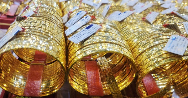 Kiến nghị cho doanh nghiệp được vay vàng trong dân với lãi suất thỏa thuận