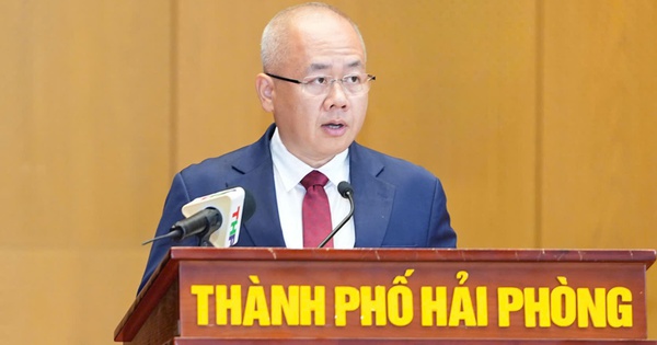 Ông Đỗ Thành Trung được bầu làm Chủ tịch UBND TP Hải Phòng với số phiếu tuyệt đối