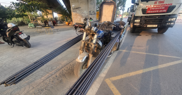 Xe ba gác chở sắt thép dài ngoằng sẽ bị CSGT TPHCM xử nghiêm