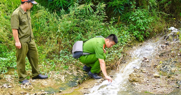 C05 - Bộ Công an vào cuộc vụ nước giếng khoan nhà dân đổi màu tím bất thường