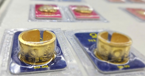 Chiều 21-4, giá vàng miếng SJC, vàng nhẫn giảm nhanh