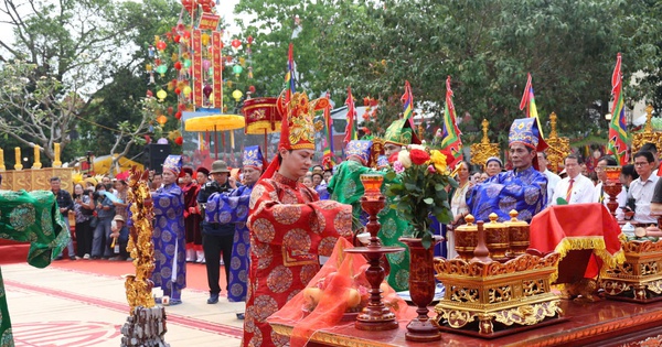 Dâng hương Đức Quốc Tổ Lạc Long Quân, lan tỏa hào khí dân tộc