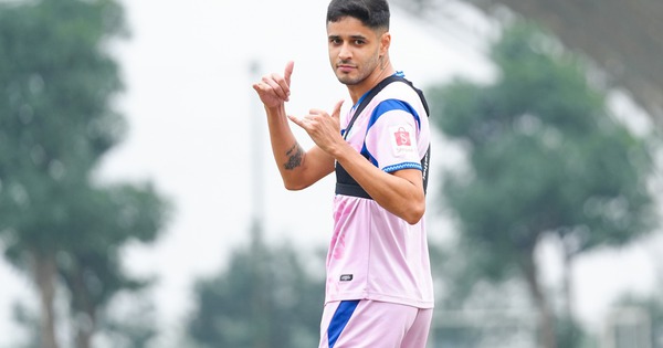 "Chân chuyền" số 1 V-League khiến người hâm mộ Việt Nam lo lắng