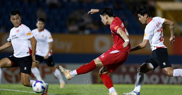 Đình Bắc, Hoàng Hên tỏa sáng ở chặng đua nước rút về đích V-League