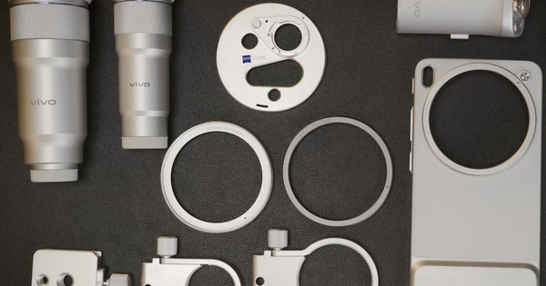 Đánh giá nhanh vivo X300 Ultra: Máy mạnh, pin lớn, camera đa dụng