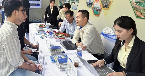 Ngày hội việc làm quy mô lớn cho người lao động Đà Nẵng