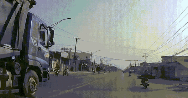 Camera tố 2 xe tải vượt ẩu liên tiếp trên trục đường TPHCM – Tây Ninh