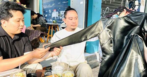 NTK Võ Việt Chung tư vấn nghệ thuật phim về Lãnh Mỹ A