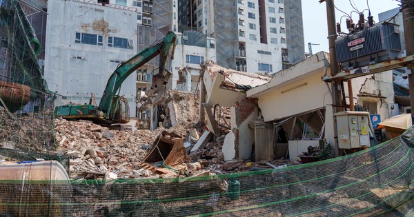 Công an vào cuộc vụ tháo dỡ công trình làm sập nhà dân ở trung tâm Đà Nẵng