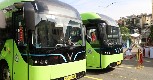 LẮNG NGHE NGƯỜI DÂN HIẾN KẾ: Xe buýt miễn phí: Làm sao cạnh tranh với xe cá nhân?