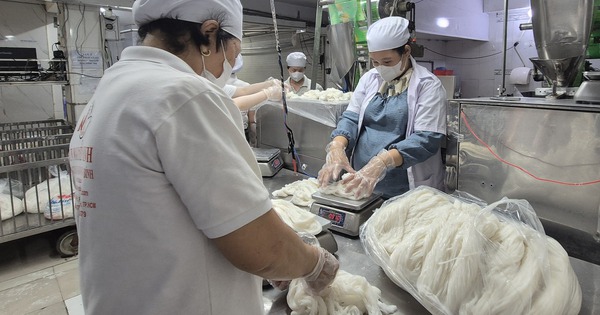 Bà chủ bún tươi Nguyễn Bính nói gì sau buổi làm việc với phường Tân Sơn?