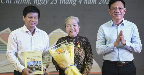 Ký ức Côn Đảo trong không gian tủ sách cộng đồng