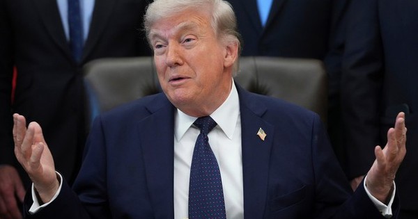 Tổng thống Donald Trump nói về việc “dùng vũ khí hạt nhân chống Iran”