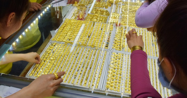 Giá vàng hôm nay, 25-4: Bật tăng trở lại