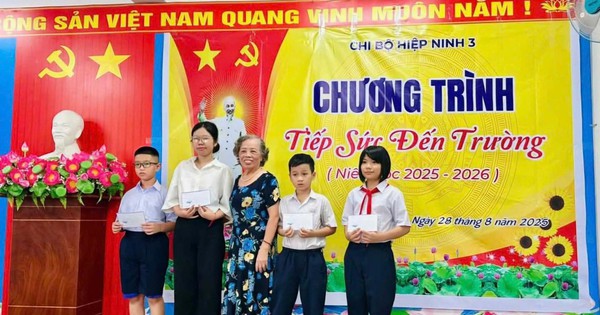 Cuộc thi viết "Lòng tốt quanh ta lần 4": Như con ong cần mẫn làm mật cho đời