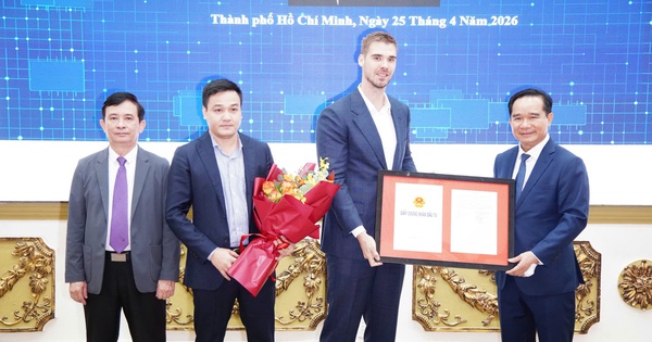 TPHCM trao giấy chứng nhận đầu tư cho 4 dự án công nghệ cao chiến lược