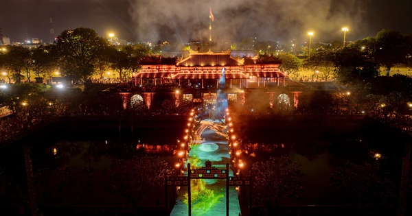 Đại Nội Huế sáng đèn miễn phí, bên trong “Hoàng cung huyền ảo” có gì đặc biệt?