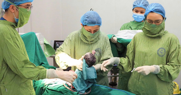 Làm mẹ ở tuổi ngoài 50