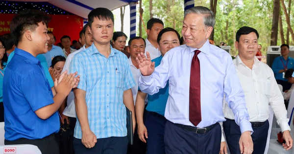 Công nhân mong có thêm chính sách hỗ trợ nhà ở, y tế, đào tạo nghề