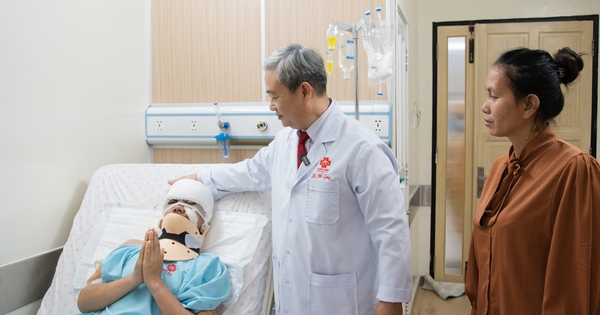 Tai nạn lao động nghiêm trọng, cô gái 26 tuổi bị máy tuốt lúa cuốn lột da đầu