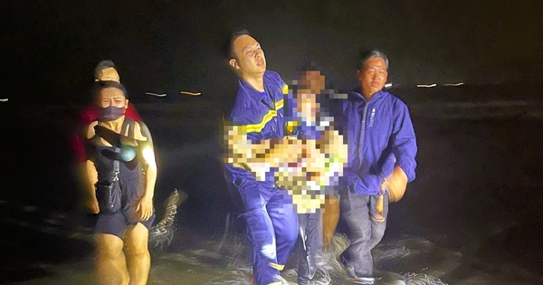 Tìm thấy thi thể một nam sinh mất tích khi đi tắm biển