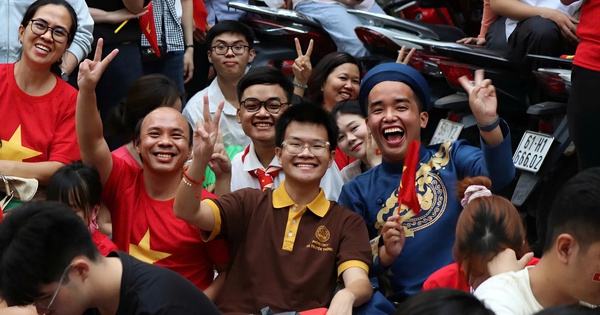 Hồi ức tháng 4: Tự hào Thành phố mang tên Bác