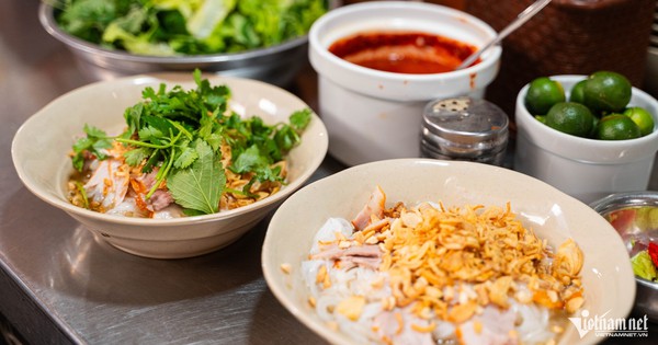 Foodtour Hà Nội kỳ nghỉ lễ, thưởng thức 5 món phở "phiên bản lạ" ngon miệng