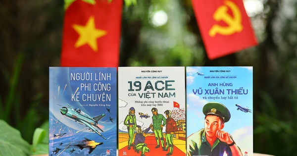 Thêm sách về những người lính phi công quả cảm