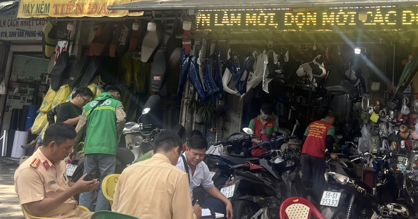 CSGT TPHCM đẩy mạnh kiểm tra tiệm sửa xe