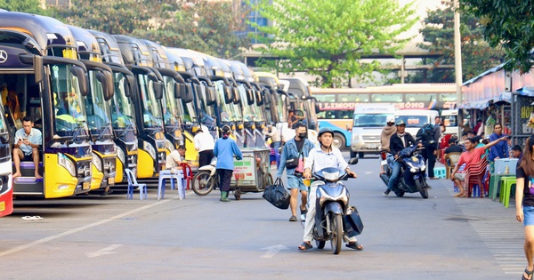 TPHCM kiểm tra nhà xe tăng giá vé bất thường trong dịp lễ 30-4, 1-5