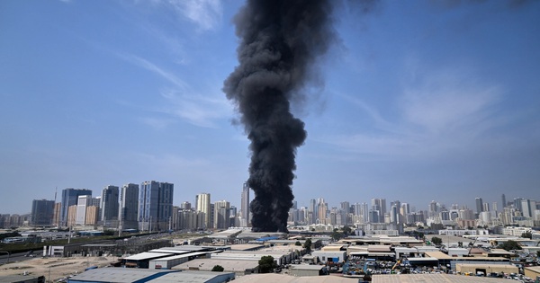 Chiến sự tàn phá tăng trưởng