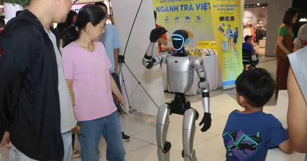 Ấn tượng với màn trình diễn công nghệ AI Robot đến từ Gigaversal
