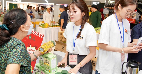 Khám phá loạt gian hàng đặc sắc tại Lễ hội 