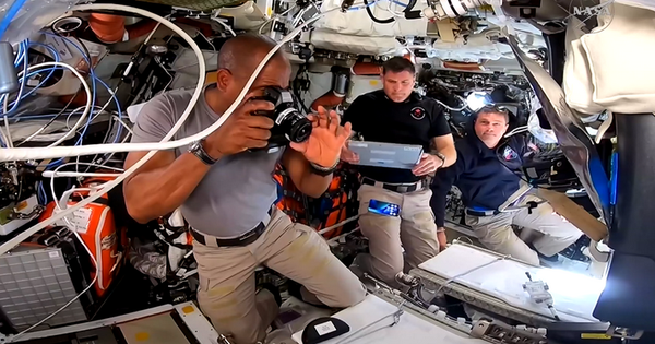 Tham vọng của con người trong không gian