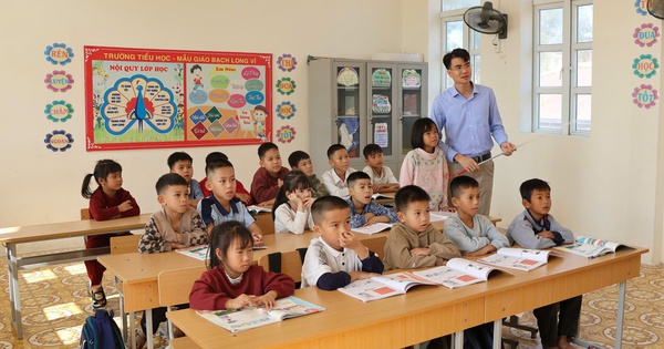 NGƯỜI THẦY KÍNH YÊU: Điểm tựa vững chãi để vươn lên